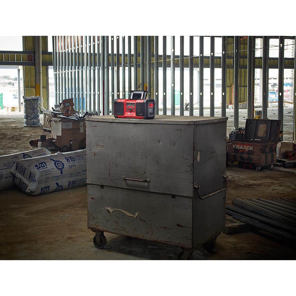 Milwaukee M18 18-Volt Lithium-Ion Cordless Jobsite Radio - 2890-20