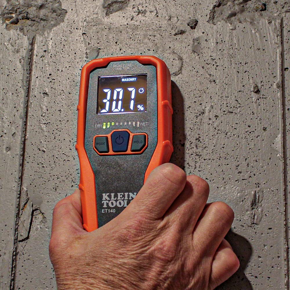 Klein Tools ET140 Pinless Moisture Meter, Detects up to 3/4-Inch Deep